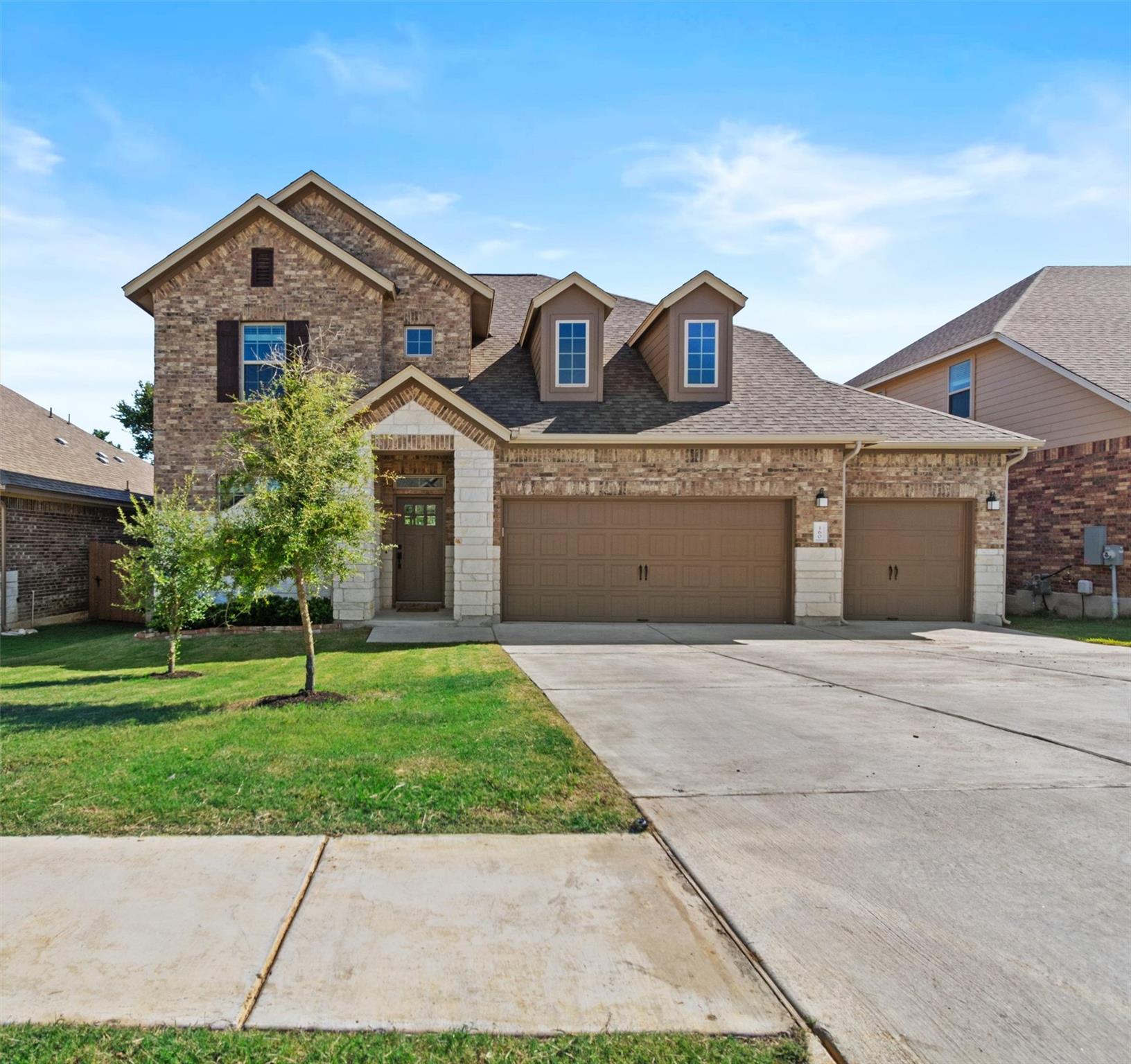 160 Palmillas DR