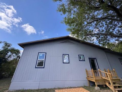 Tiny photo for 102 W Wilbarger ST, Pflugerville, TX 78660 (MLS # 8975336)