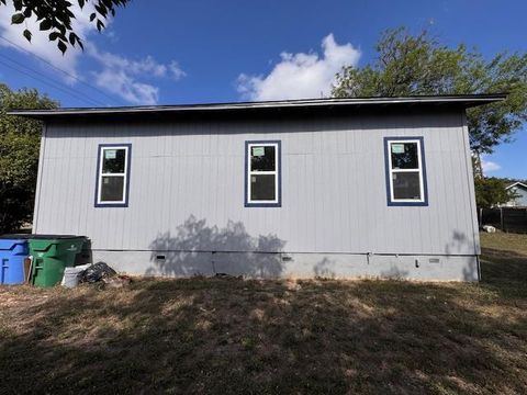 Tiny photo for 102 W Wilbarger ST, Pflugerville, TX 78660 (MLS # 8975336)