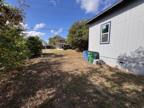 Tiny photo for 102 W Wilbarger ST, Pflugerville, TX 78660 (MLS # 8975336)