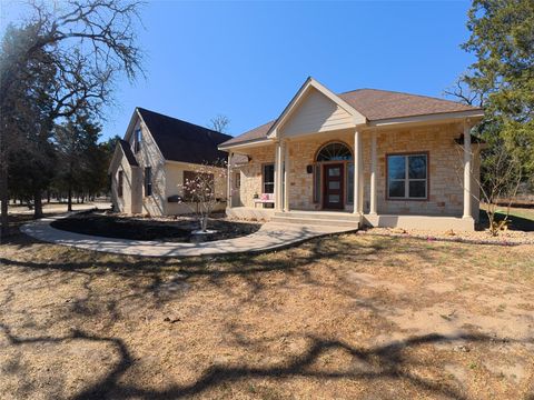 330 Arbors CIR Elgin TX 78621