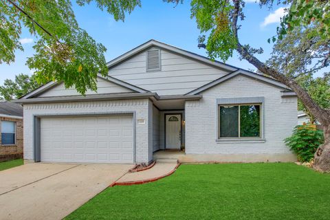 Photo of 1909 Coats CIR, Austin, TX 78748 (MLS # 1633533)