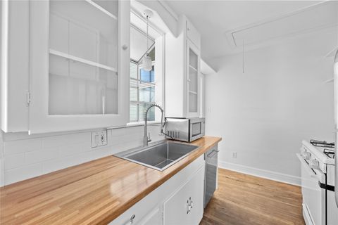 Tiny photo for 516 Lockhart DR, Austin, TX 78704 (MLS # 3743682)