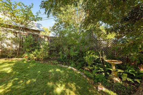 Tiny photo for 516 Lockhart DR, Austin, TX 78704 (MLS # 3743682)