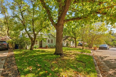 Tiny photo for 516 Lockhart DR, Austin, TX 78704 (MLS # 3743682)