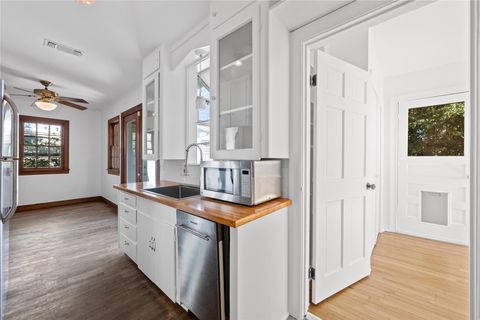 Tiny photo for 516 Lockhart DR, Austin, TX 78704 (MLS # 3743682)