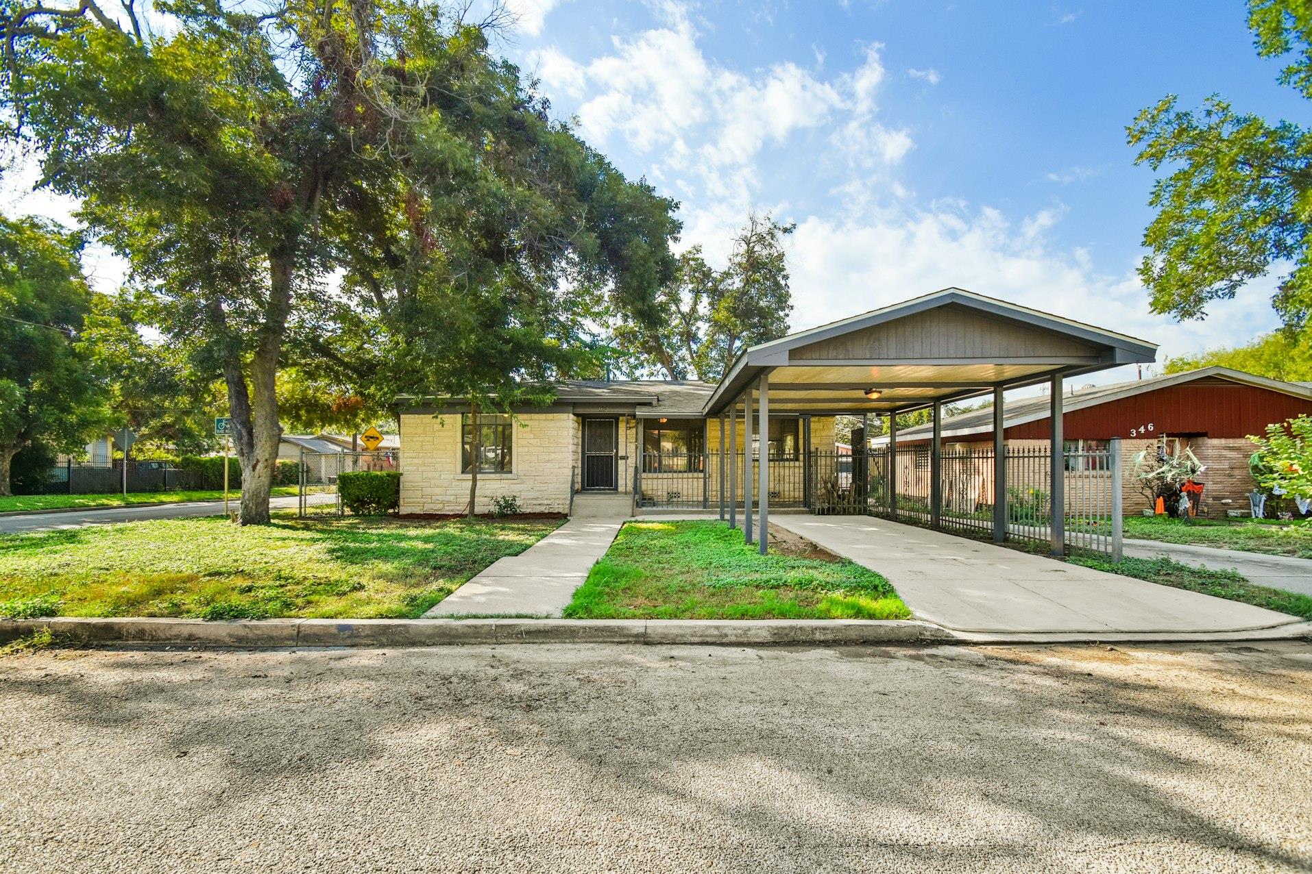 350 Cosgrove St