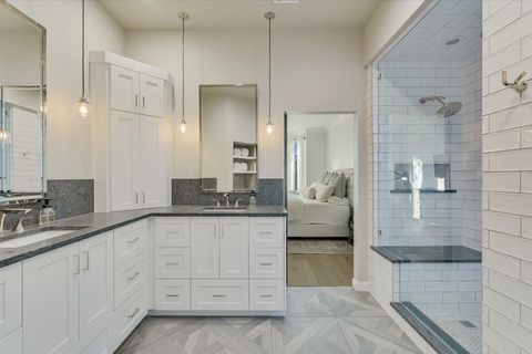 Tiny photo for 10129 Planters Woods DR, Austin, TX 78730 (MLS # 1523605)