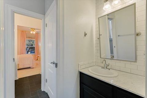 Tiny photo for 10129 Planters Woods DR, Austin, TX 78730 (MLS # 1523605)