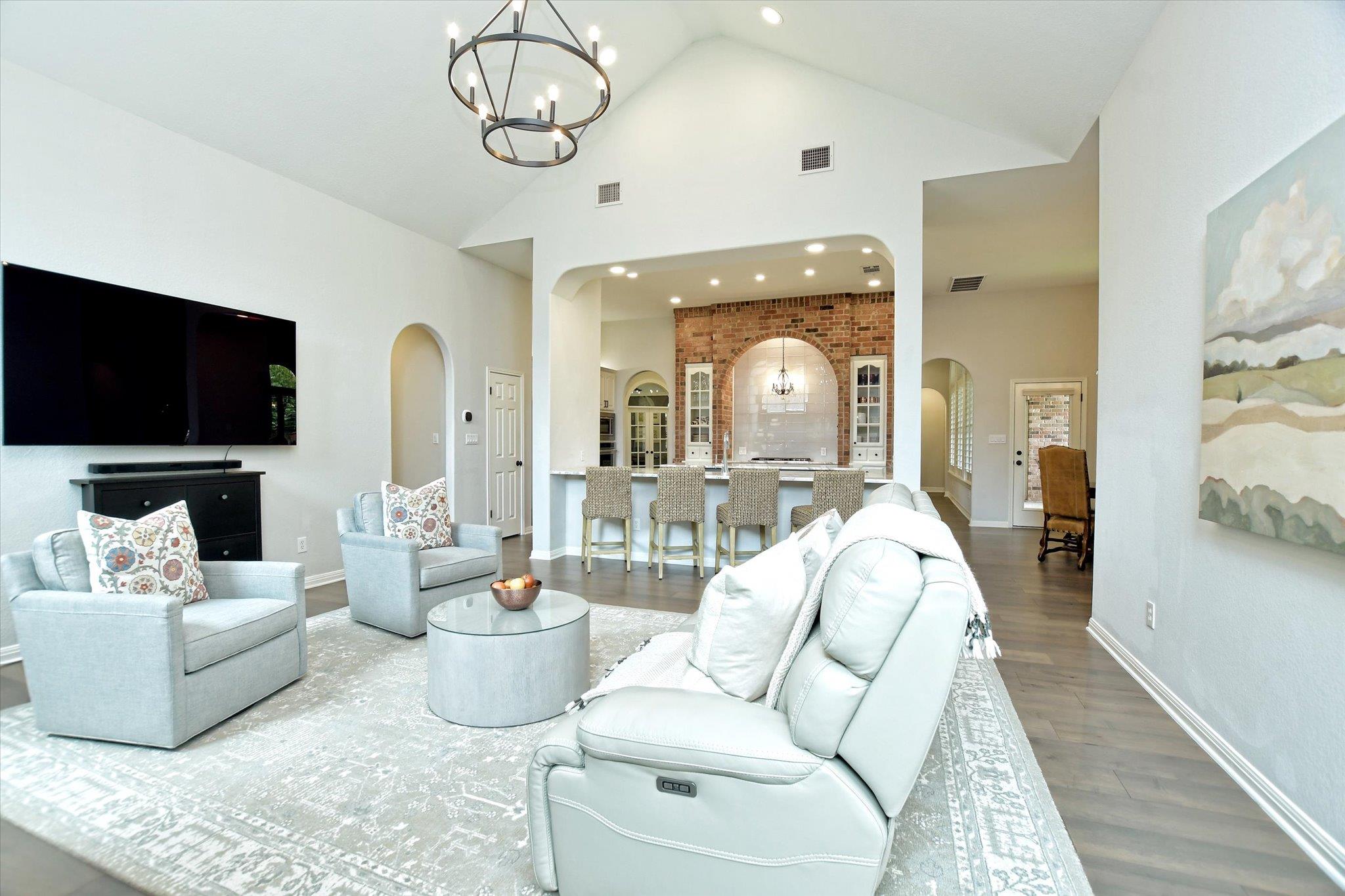 1930 Savannah DR