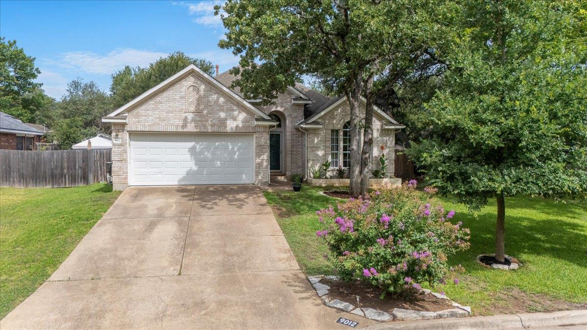 9012 Meacham WAY