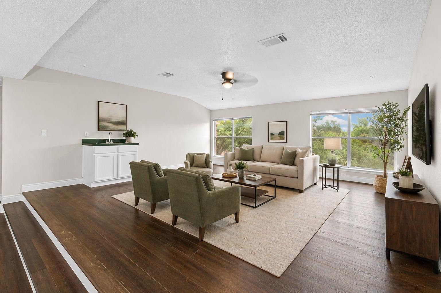 206 Covala DR