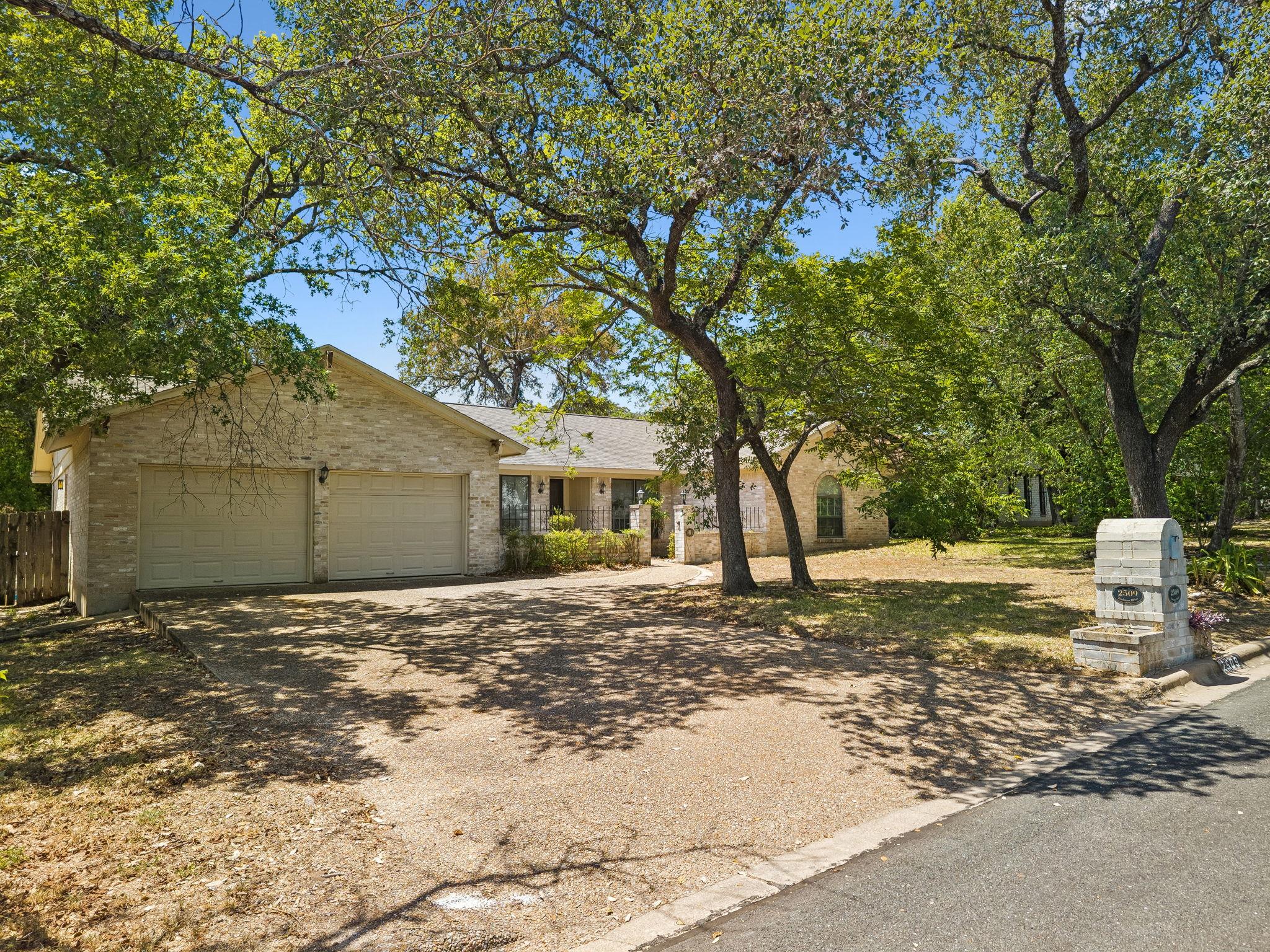 2509 Toulouse DR