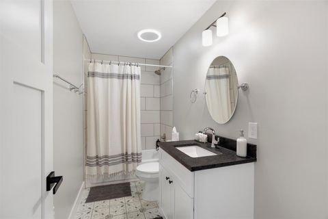 Tiny photo for 2613 Carnarvon LN, Austin, TX 78704 (MLS # 5055729)