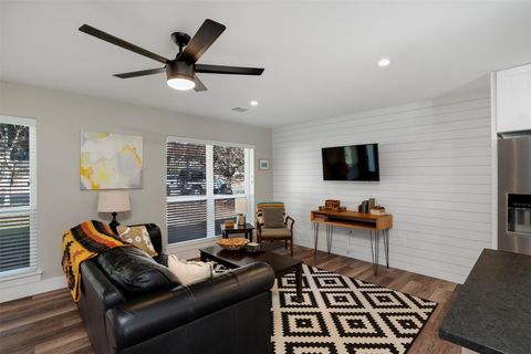 Tiny photo for 2613 Carnarvon LN, Austin, TX 78704 (MLS # 5055729)