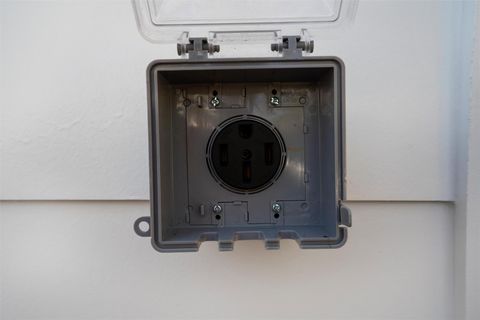 Tiny photo for 2613 Carnarvon LN, Austin, TX 78704 (MLS # 5055729)