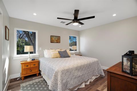 Tiny photo for 2613 Carnarvon LN, Austin, TX 78704 (MLS # 5055729)