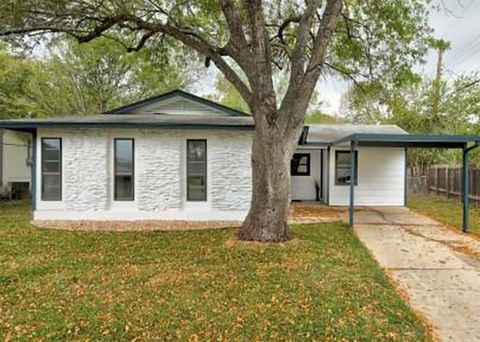 Photo of 2906 Burning Oak DR, Austin, TX 78704 (MLS # 6206583)