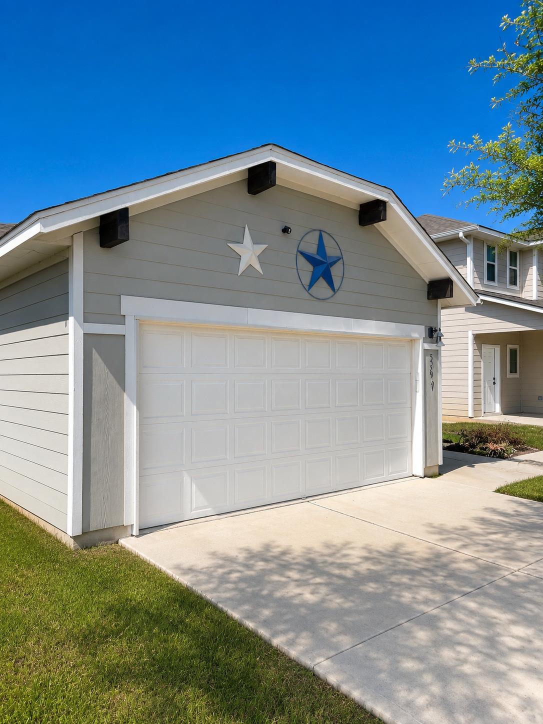Photo 1 of 3 — 587 Twisted Oaks LN, Buda, TX 78610