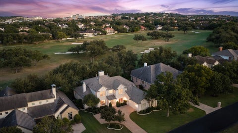Photo of 34 Tiburon DR, The Hills, TX 78738 (MLS # 5463973)
