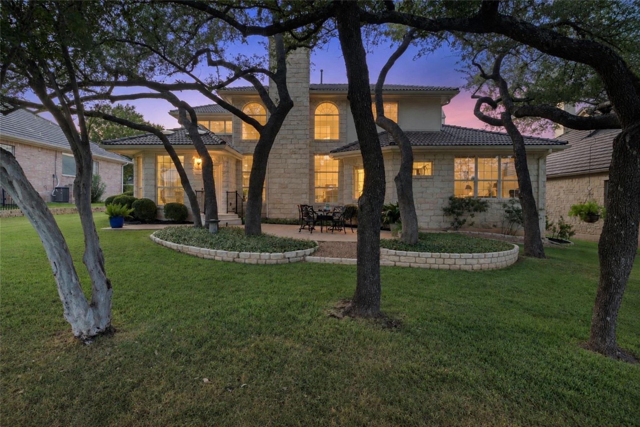 34 Tiburon DR