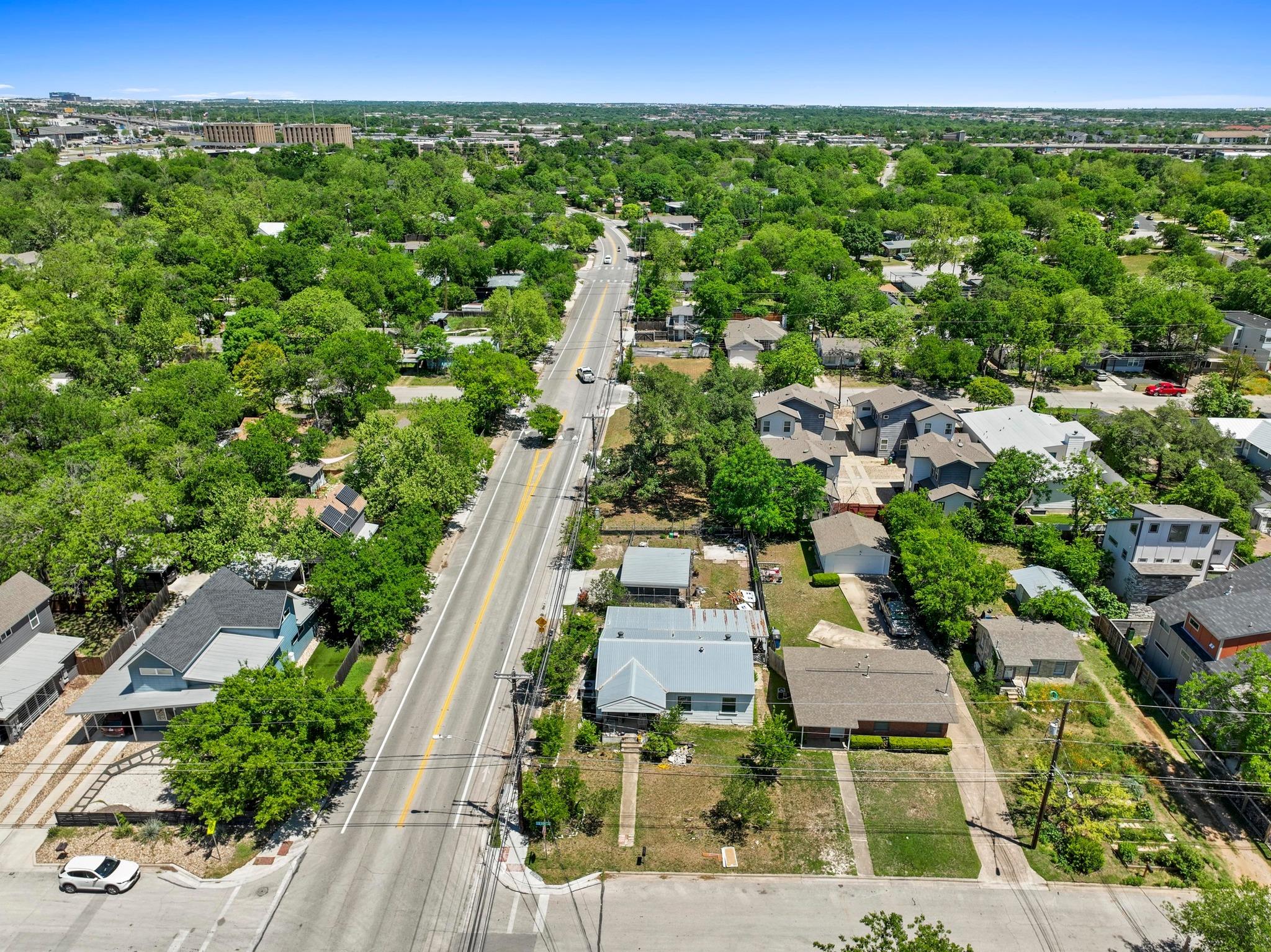 514 W Odell ST W