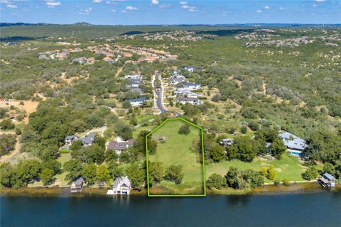 Photo of 924 Cypress Grove DR, Austin, TX 78732 (MLS # 7330463)