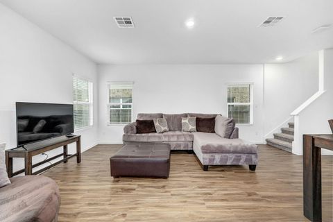 Tiny photo for 22611 Bristlegrass LN, Lago Vista, TX 78645 (MLS # 3564278)