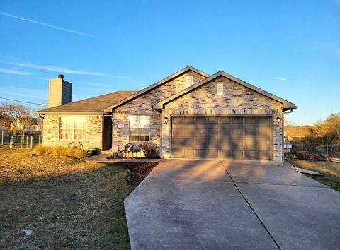 207 Panther PATH Liberty Hill TX 78642