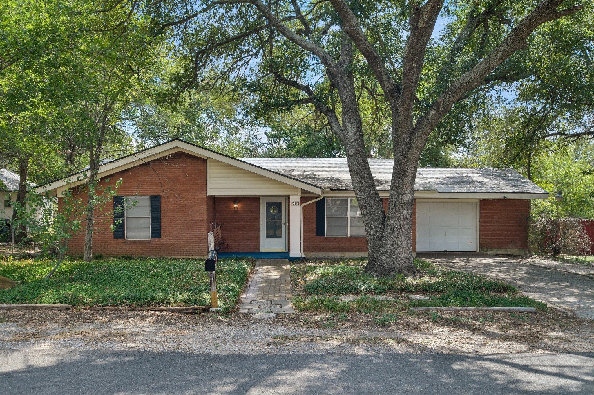 610 Mogonye LN