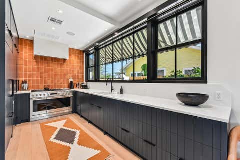 Tiny photo for 1915 Brackenridge ST, Austin, TX 78704 (MLS # 2386709)