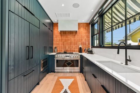 Tiny photo for 1915 Brackenridge ST, Austin, TX 78704 (MLS # 2386709)