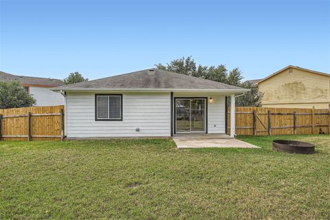 Tiny photo for 12404 Campana DR, Del Valle, TX 78617 (MLS # 3906424)