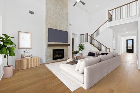 Photo of 905 S Hemingway LOOP, Liberty Hill, TX 78642 (MLS # 8685909)