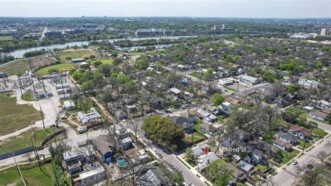Tiny photo for 68 Mildred ST, Austin, TX 78702 (MLS # 9763852)
