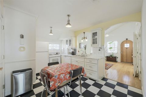 Tiny photo for 68 Mildred ST, Austin, TX 78702 (MLS # 9763852)