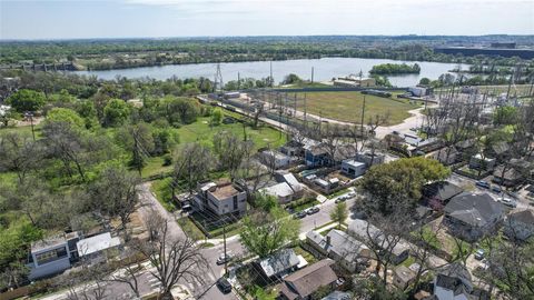 Tiny photo for 68 Mildred ST, Austin, TX 78702 (MLS # 9763852)