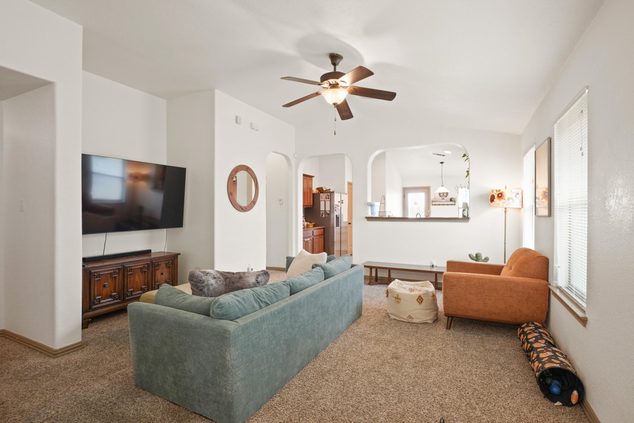 11012 Short Springs DR