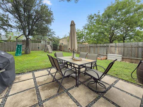 Tiny photo for 1209 York Castle DR, Pflugerville, TX 78660 (MLS # 4027264)