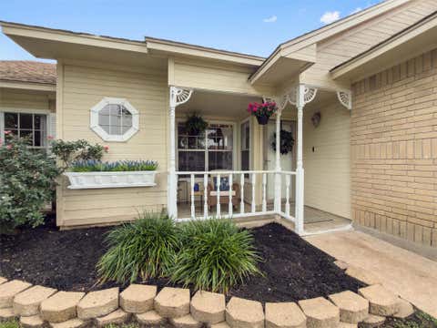Tiny photo for 1209 York Castle DR, Pflugerville, TX 78660 (MLS # 4027264)