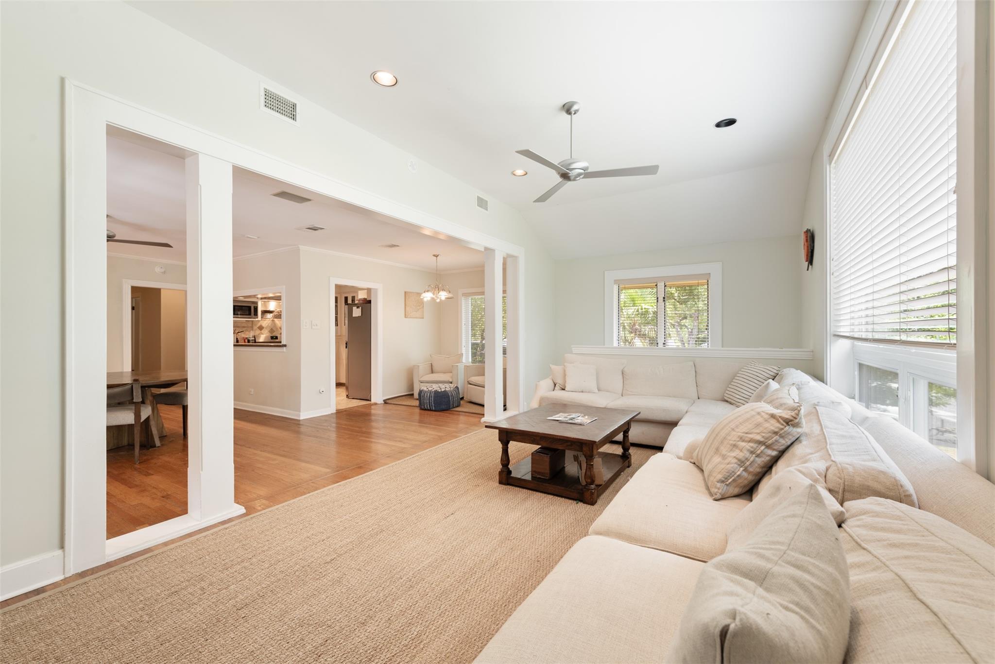 3401 Clearview DR