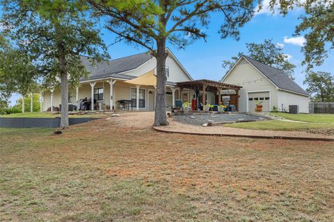 A home in La Grange