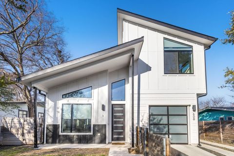 Photo of 608 Hammack DR #1, Austin, TX 78752 (MLS # 5857156)