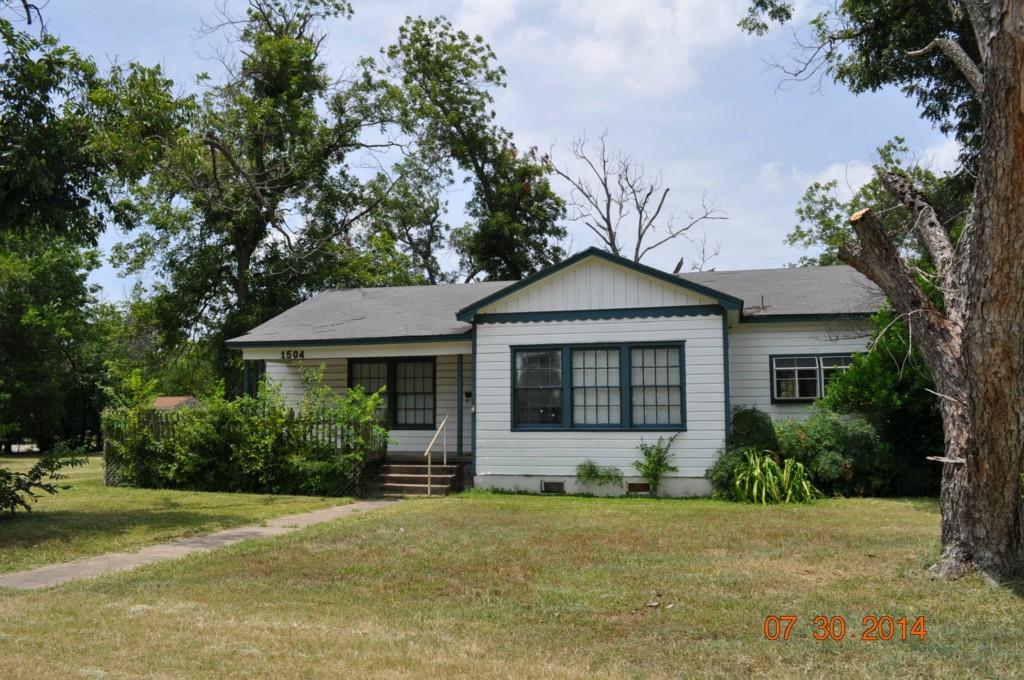 Photo 1 of 14 — 1504 Hill ST, Bastrop, TX 78602