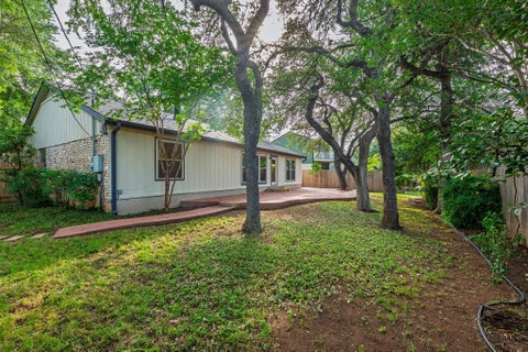 Tiny photo for 4506 Oak Creek DR, Austin, TX 78727 (MLS # 3890729)