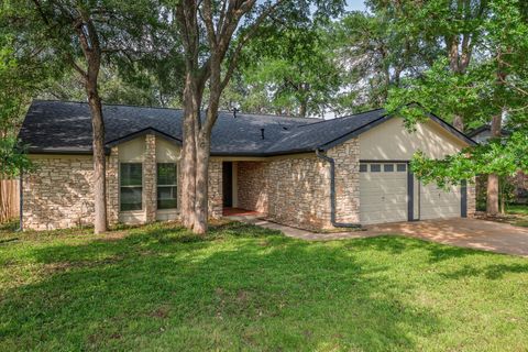 Photo of 4506 Oak Creek DR, Austin, TX 78727 (MLS # 3890729)