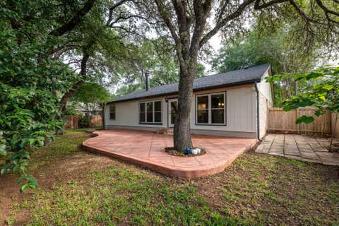 Tiny photo for 4506 Oak Creek DR, Austin, TX 78727 (MLS # 3890729)