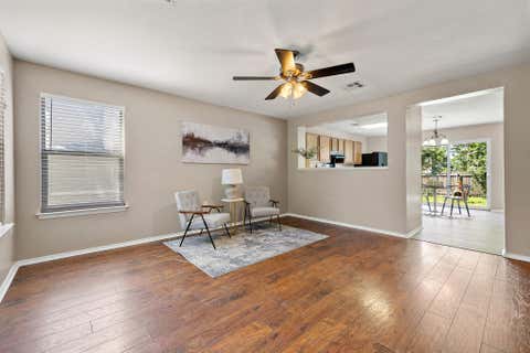 Tiny photo for 5705 Viewpoint DR, Austin, TX 78744 (MLS # 7230815)