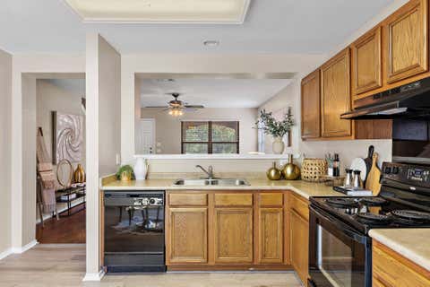 Tiny photo for 5705 Viewpoint DR, Austin, TX 78744 (MLS # 7230815)