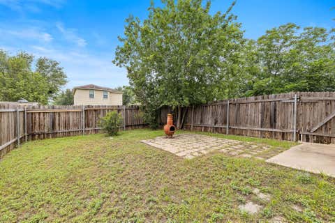 Tiny photo for 5705 Viewpoint DR, Austin, TX 78744 (MLS # 7230815)
